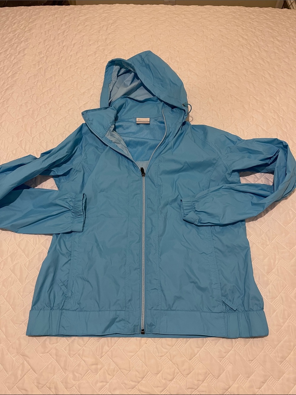 Columbia packable Light Blue Women's Hooded Windbreaker Jacket